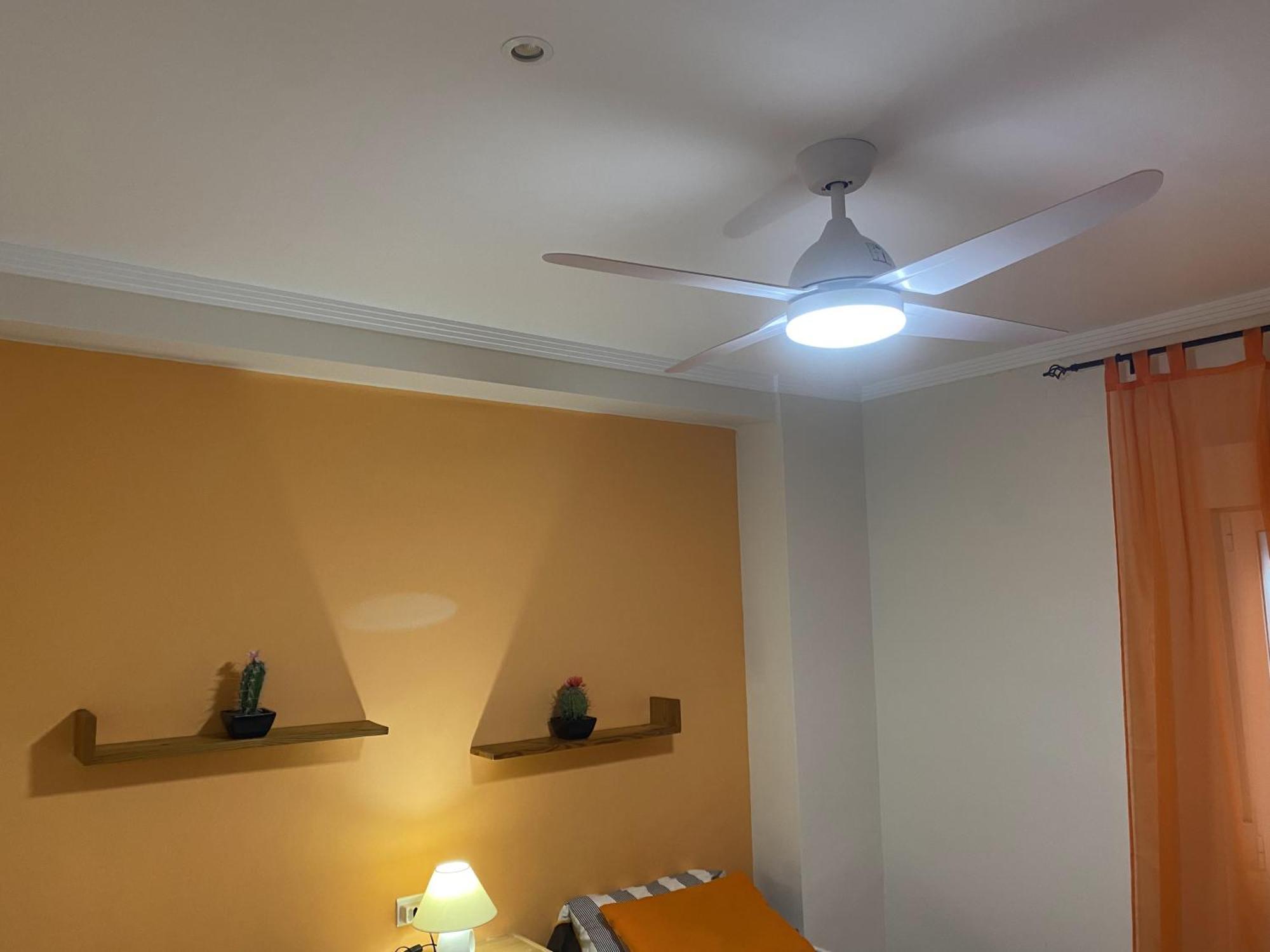 Beachfront And Cozy Apartment 库列拉 外观 照片